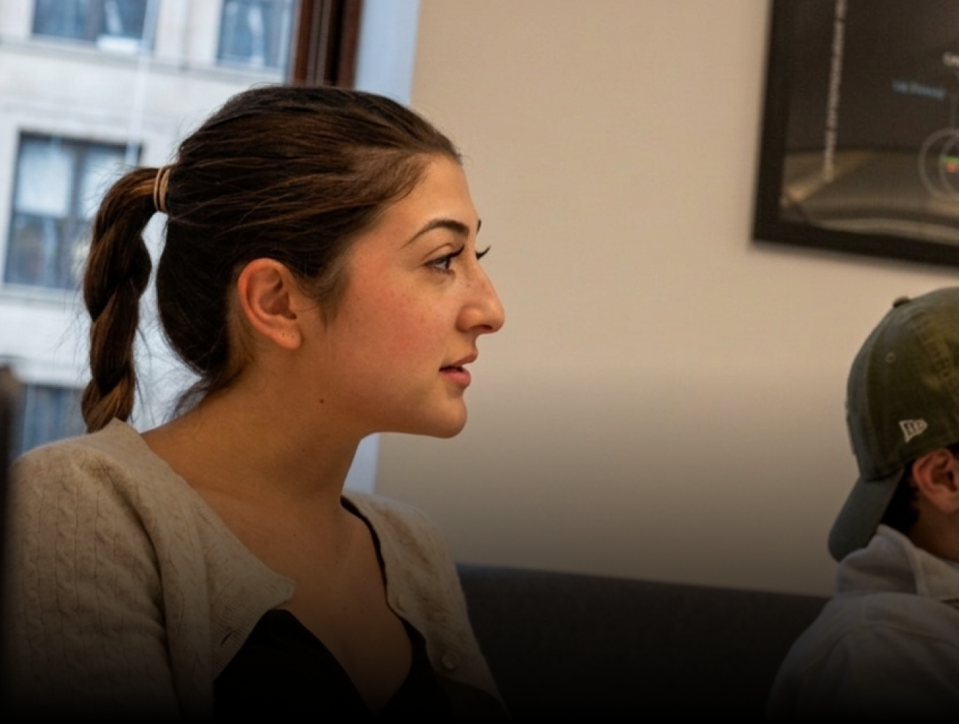 After a Genoa session on finding a niche, Giulia pivoted and closed her first customer.